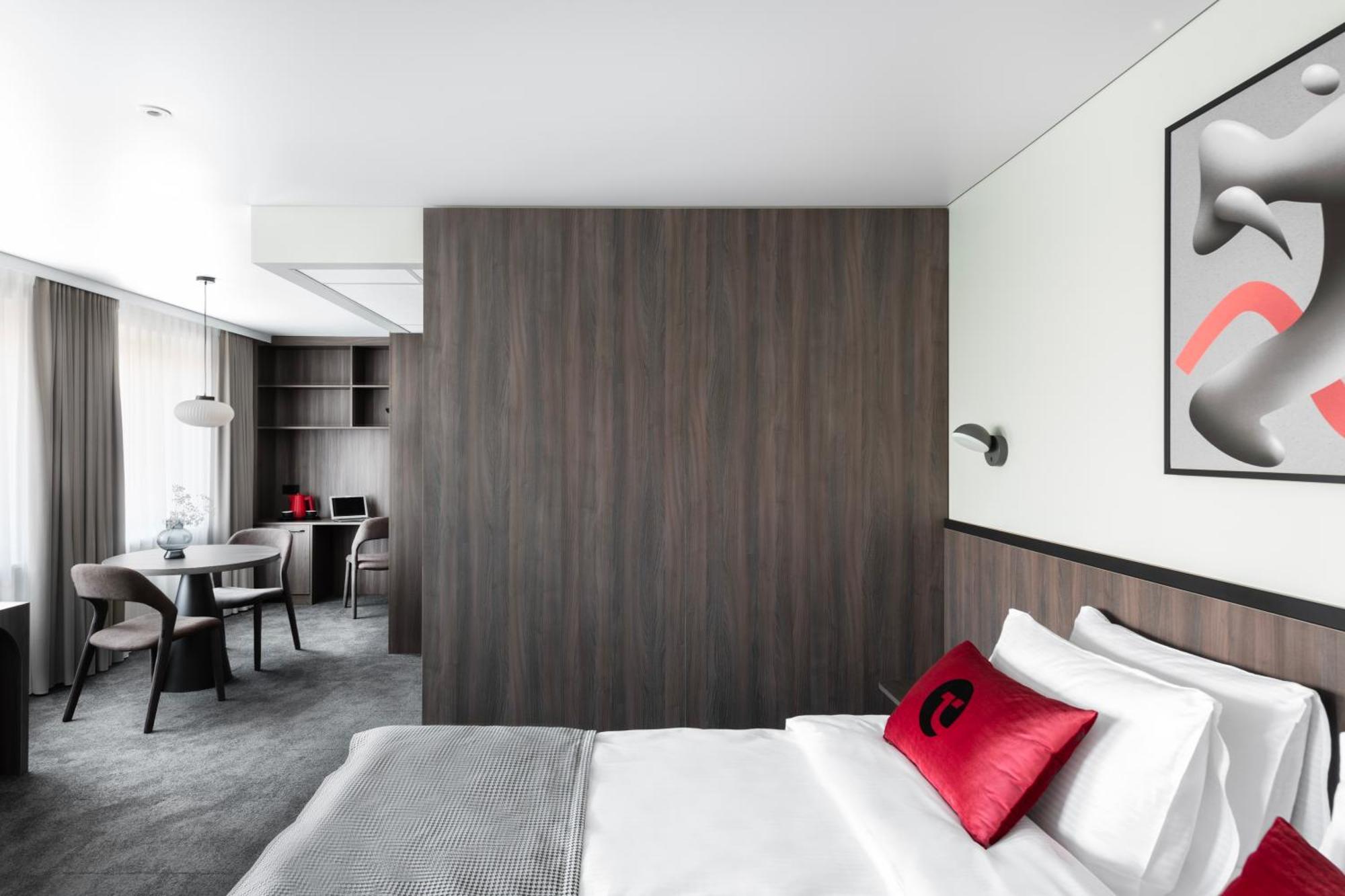 Taurage Hotel ภายนอก รูปภาพ