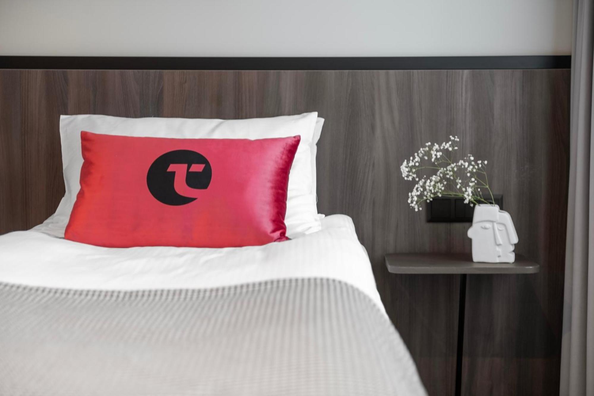 Taurage Hotel ภายนอก รูปภาพ